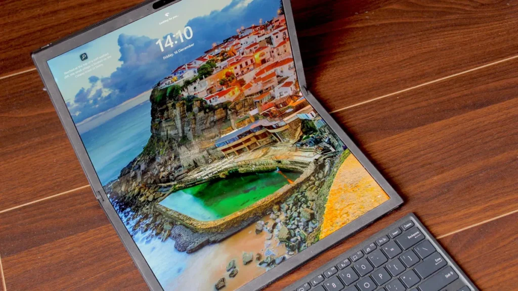 Lenovo Unveils Game-Changing Solar-Powered and Foldable Laptops at MWC 2025