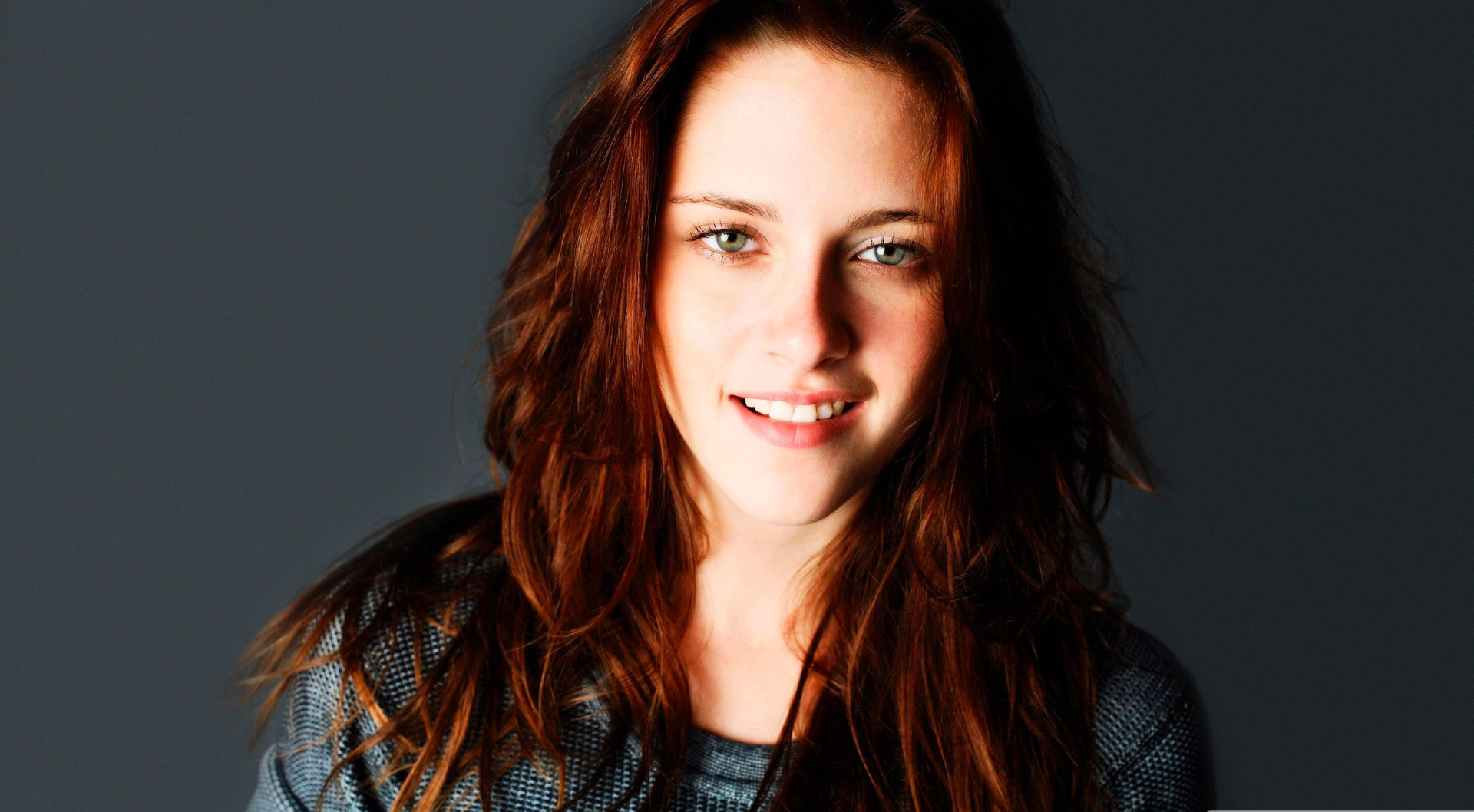 Read more about the article Kristen Stewart Ties the Knot with Dylan Meyer in Star-Studded, Intimate LA Ceremony